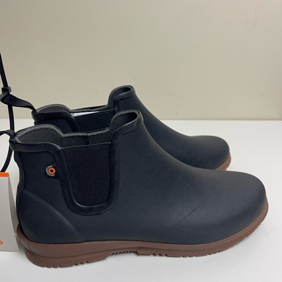 Bogs Shoes - BOGS Women's Sweetpea Ankle Waterproof Rain Boot - Size 8